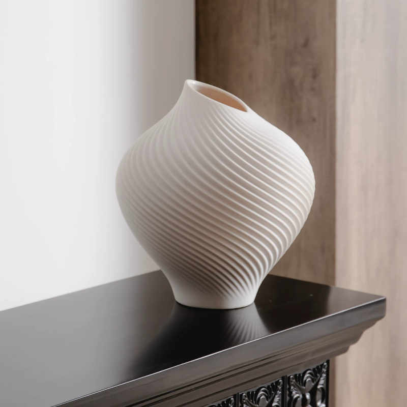 Good Floral & Wedding Decor Supply Photos - Minimalist White Modern Ceramic Vase Art